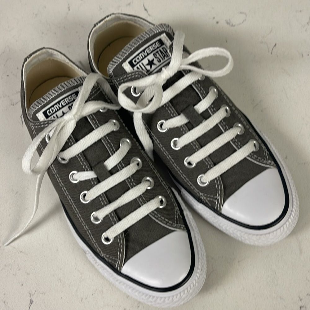 Converse Gender Inclusive Chuck Taylor® All Star® Low Top Sneaker Women’s 7 - Picture 10 of 16